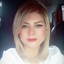 Ayşe Y.